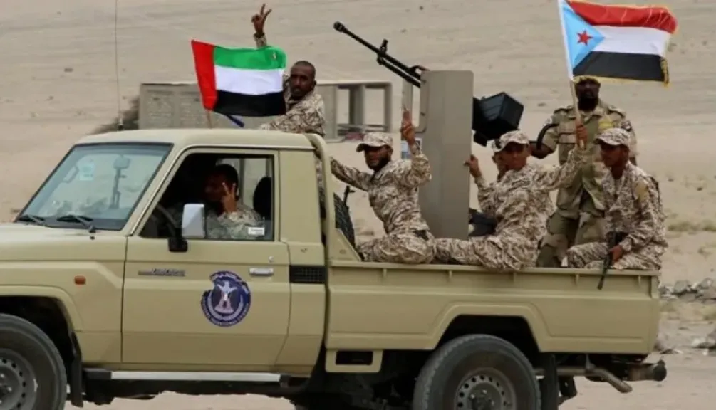 اليمنيون يعبرون عن فرحتهم بالتدخل السعودي لطرد القوات الإماراتية من الأراضي اليمنية